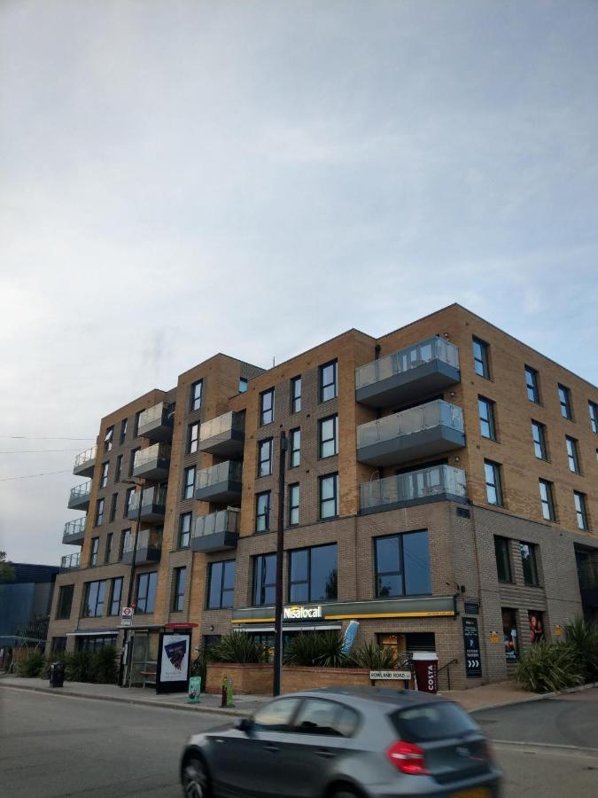 Newly Built Luxury 2 Bed Apartment!!! Лондон Экстерьер фото